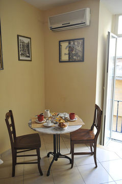 Hotel Cine Holiday