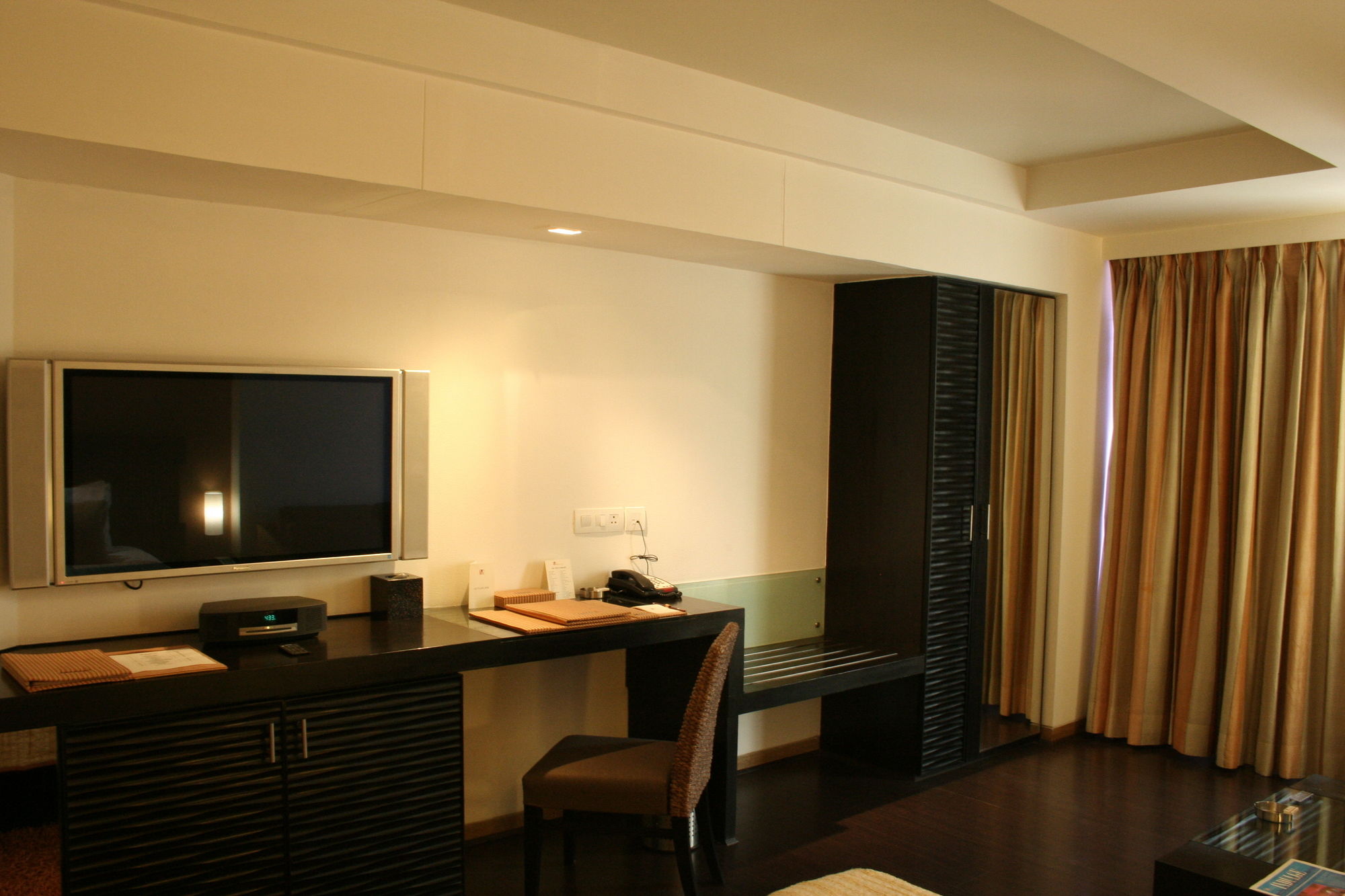 Mosaic Hotels — фото 4
