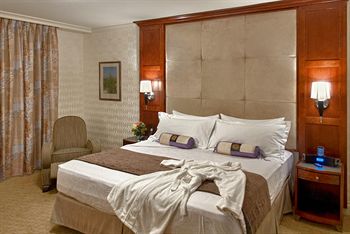 Viana Hotel And Spa