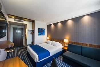 Golden Tulip Marseille Airport