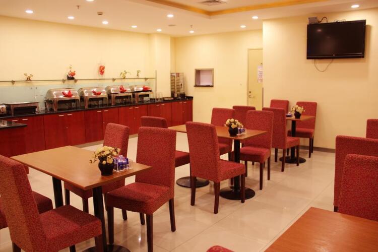 HanTing Hotel (Ningbo Railway Station Xindian)