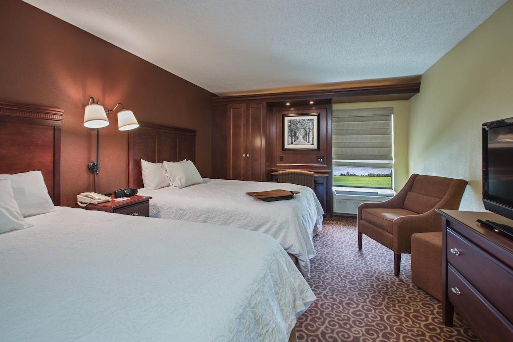 Hampton Inn Mattoon — фото 5