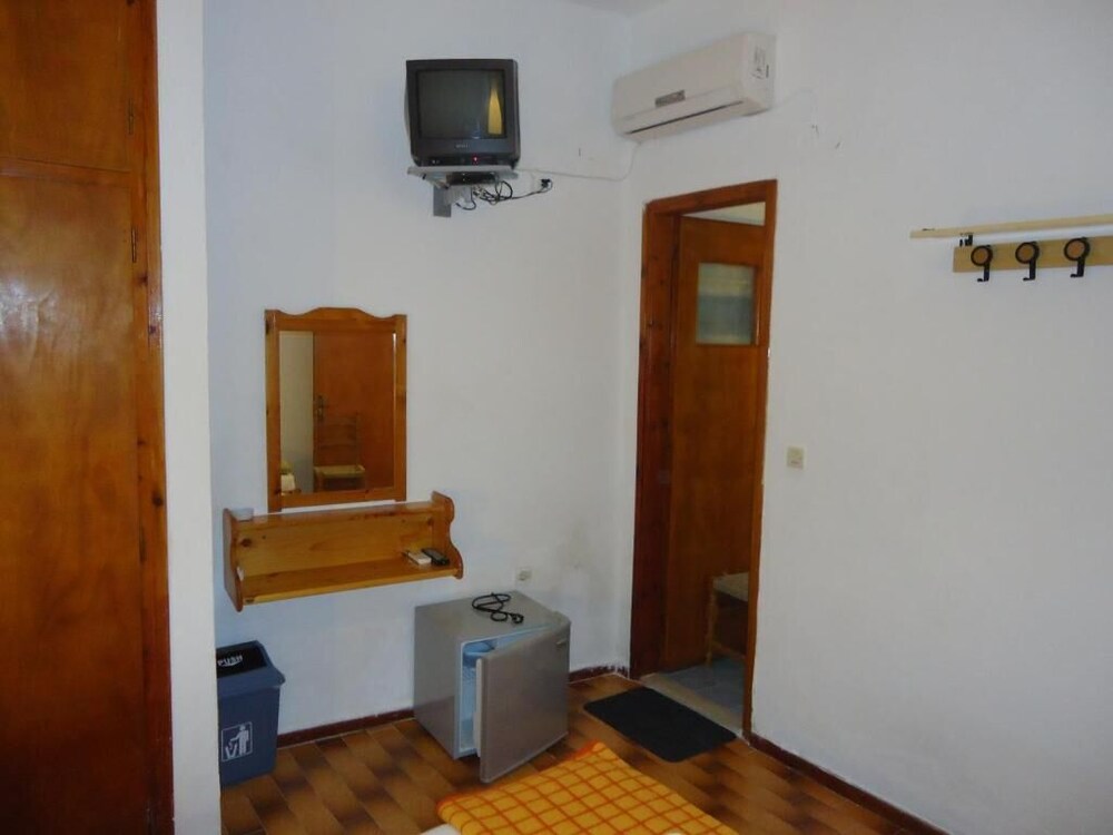 Pension Margarita Basic Triple Room — фото 3