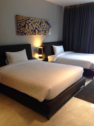 S Ratchada Leisure Hotel