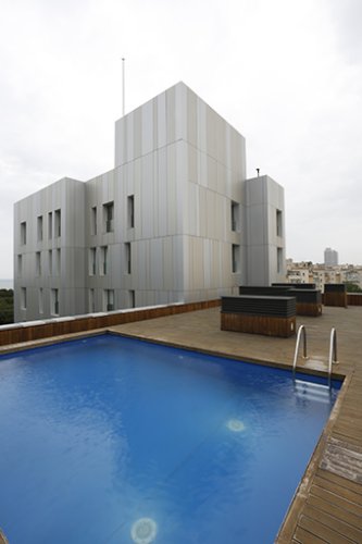 Home Around Mistral City Pool Apartments — фото 3