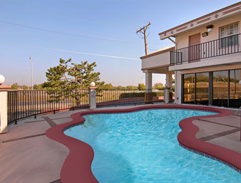Super 8 By Wyndham Tulsa Arpt St Fairgrounds