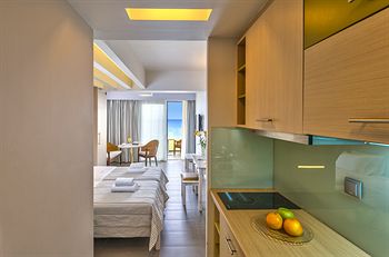 Palm Beach Apartments - Studio — фото 4