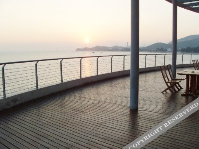 June Sea Hotel