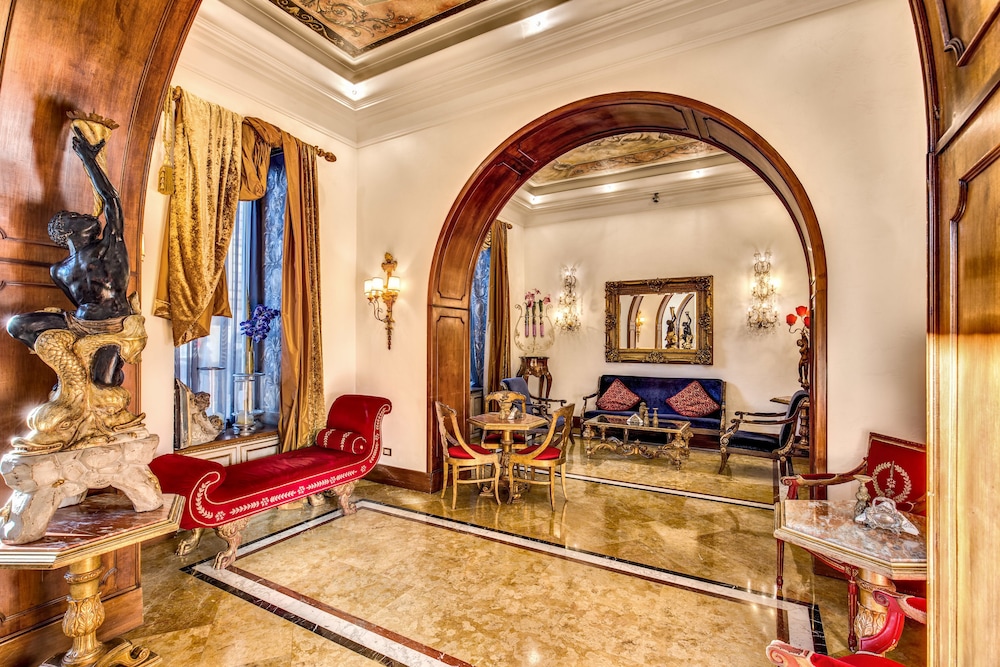 ROMANICO PALACE LUXURY HOTEL & SPA