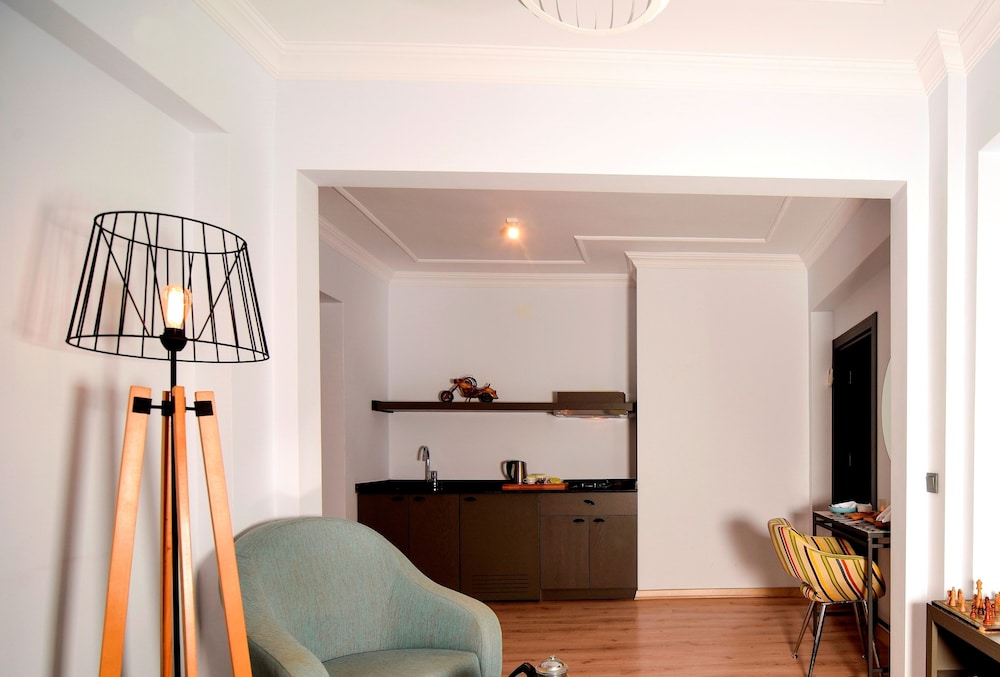 Unique Flat with Cute Balcony ORCHIDE — фото 3