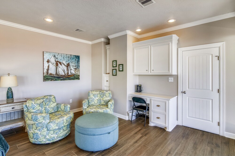 Enchanted Beachfront by Ryson Vacation Rentals