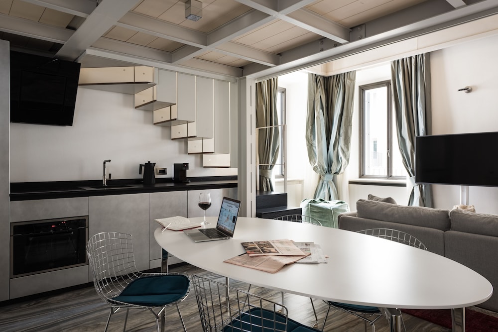 Palazzo delle Pietre Luxury Apartments