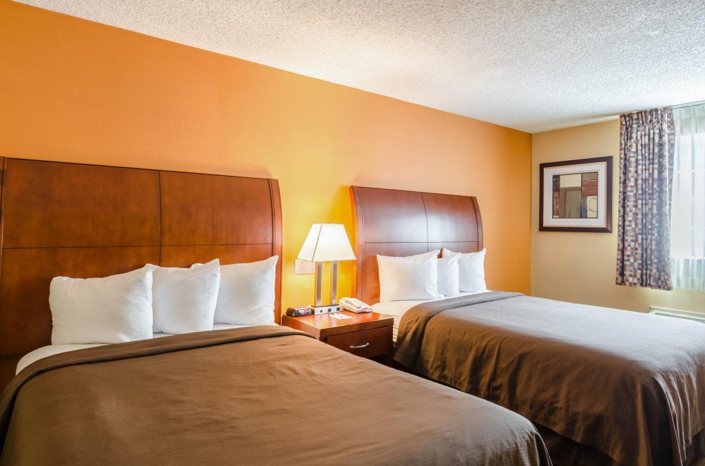 Quality Inn Chicopee Springfield — фото 4