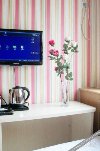 Jia Li Hua Hotel Chain (Communication University of China West Gate)
