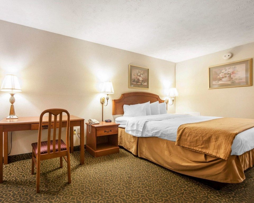 Econo Lodge — фото 2