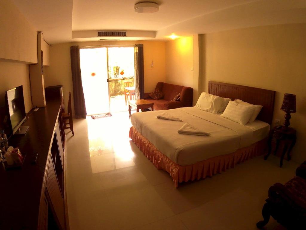 SEA SUN BUNGALOW & RESORT