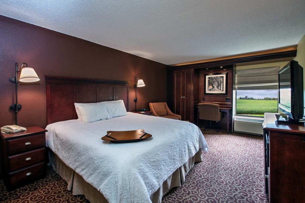 Hampton Inn Mattoon — фото 4