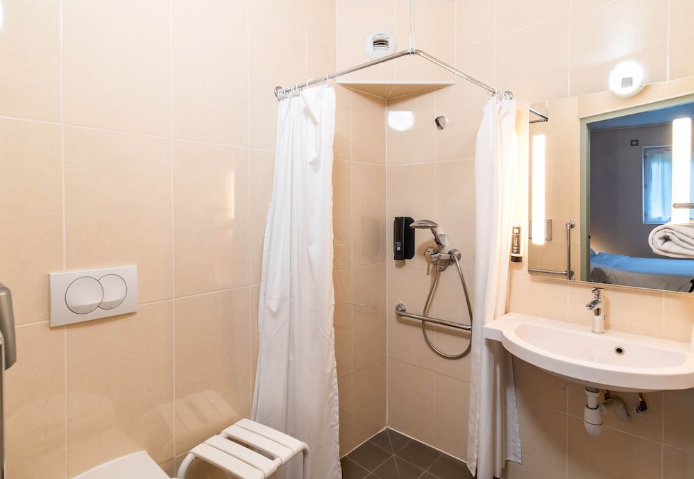 B&B Hotel Limoges 1