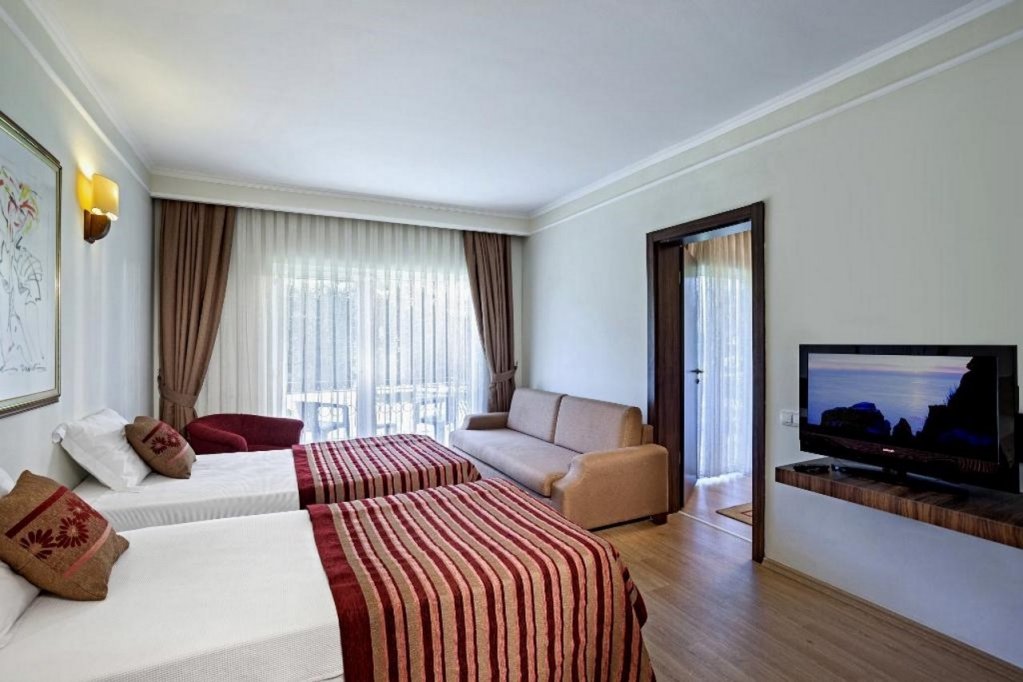 Pine Beach Belek