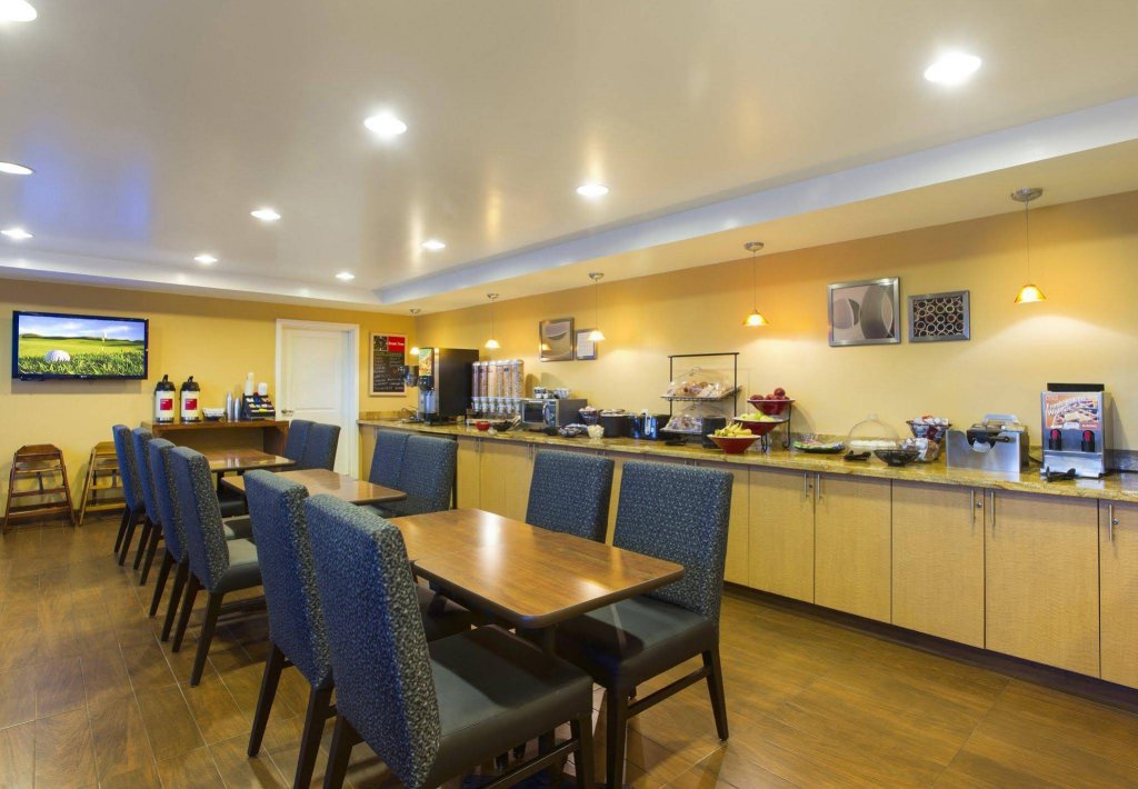 TownePlace Suites Kansas City Overland Park