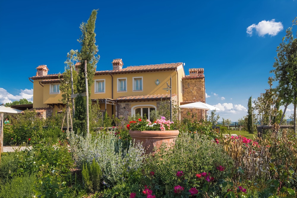 Luxury Home in Tuscany Near Pisa and Florence - Two Bedrooms 4&1 PL