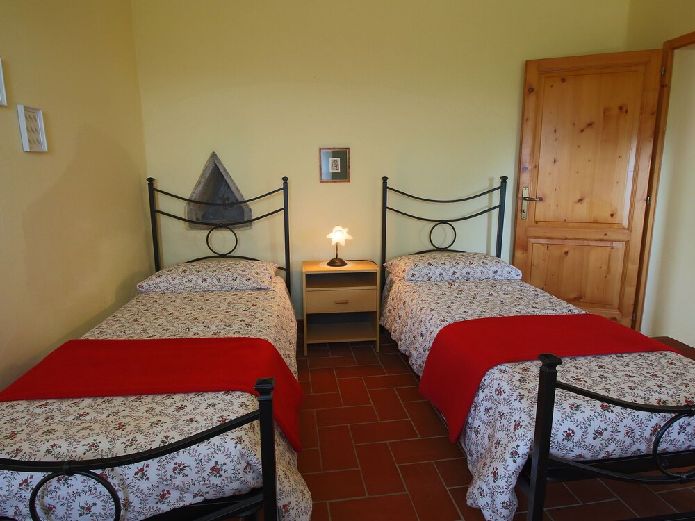 Holiday Home in Paciano Near Lake Trasimeno