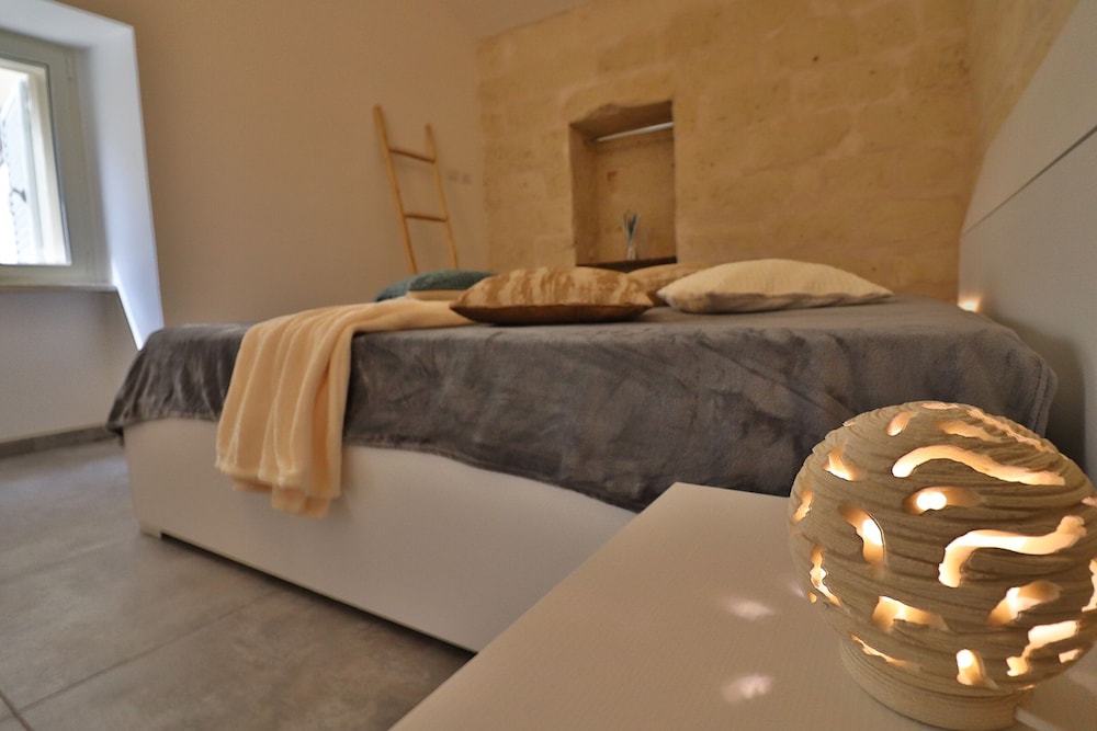 Dimora Storica Rebecca Salento Charm and Modern Comfort in the Heart of Otrant