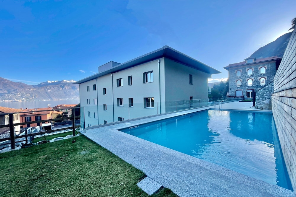 Modern House Apartments