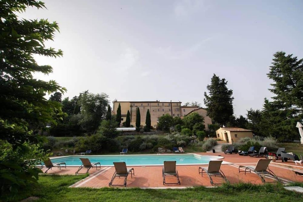 Country House Monastero le Grazie