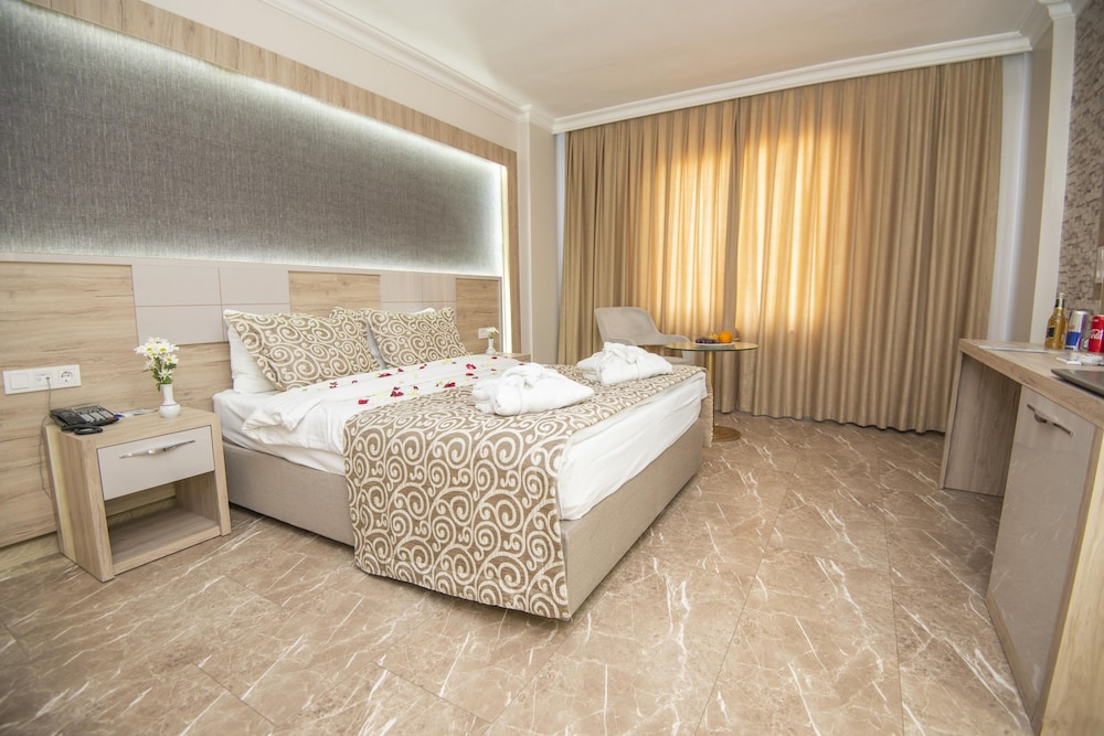 MCG Marble Hotel — фото 4